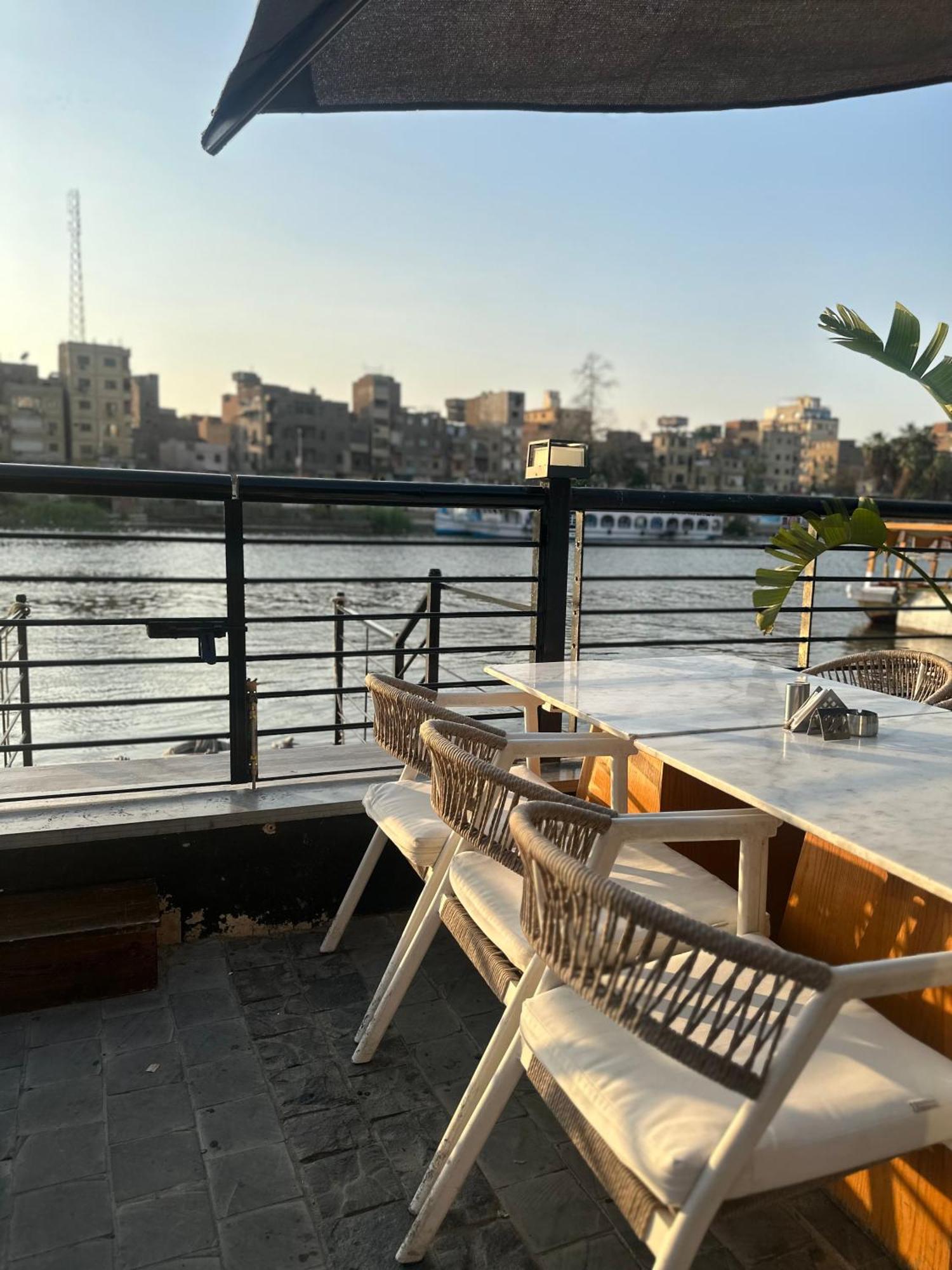 Modern 1-Bedroom Apartment In Zamalek Visits Allowed Kairo Eksteriør billede