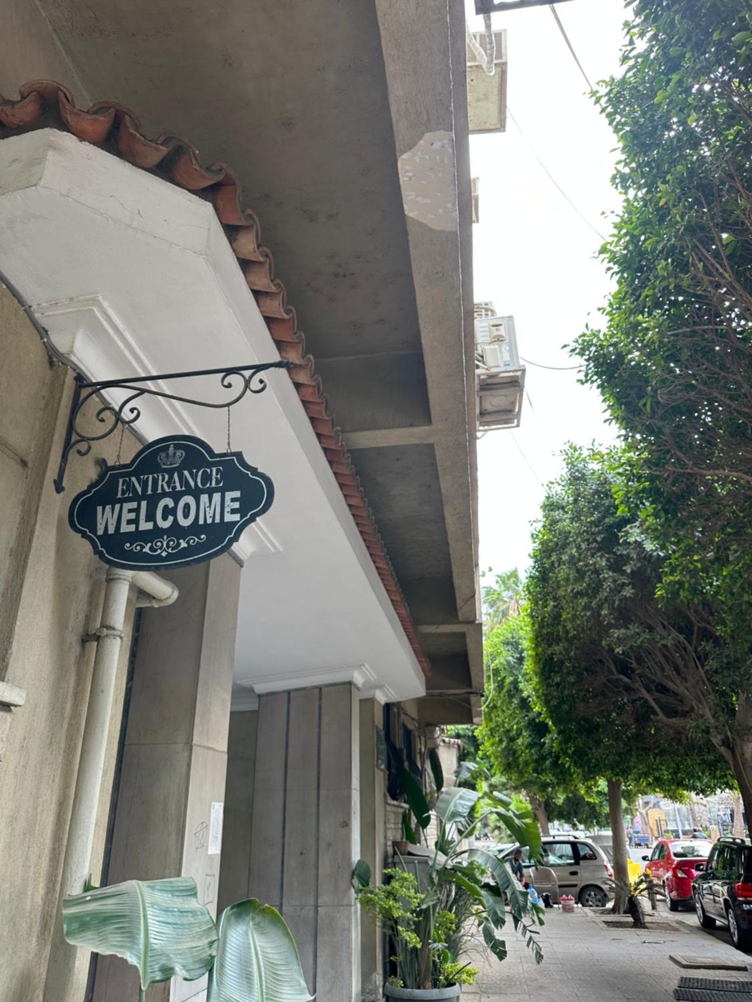 Modern 1-Bedroom Apartment In Zamalek Visits Allowed Kairo Eksteriør billede