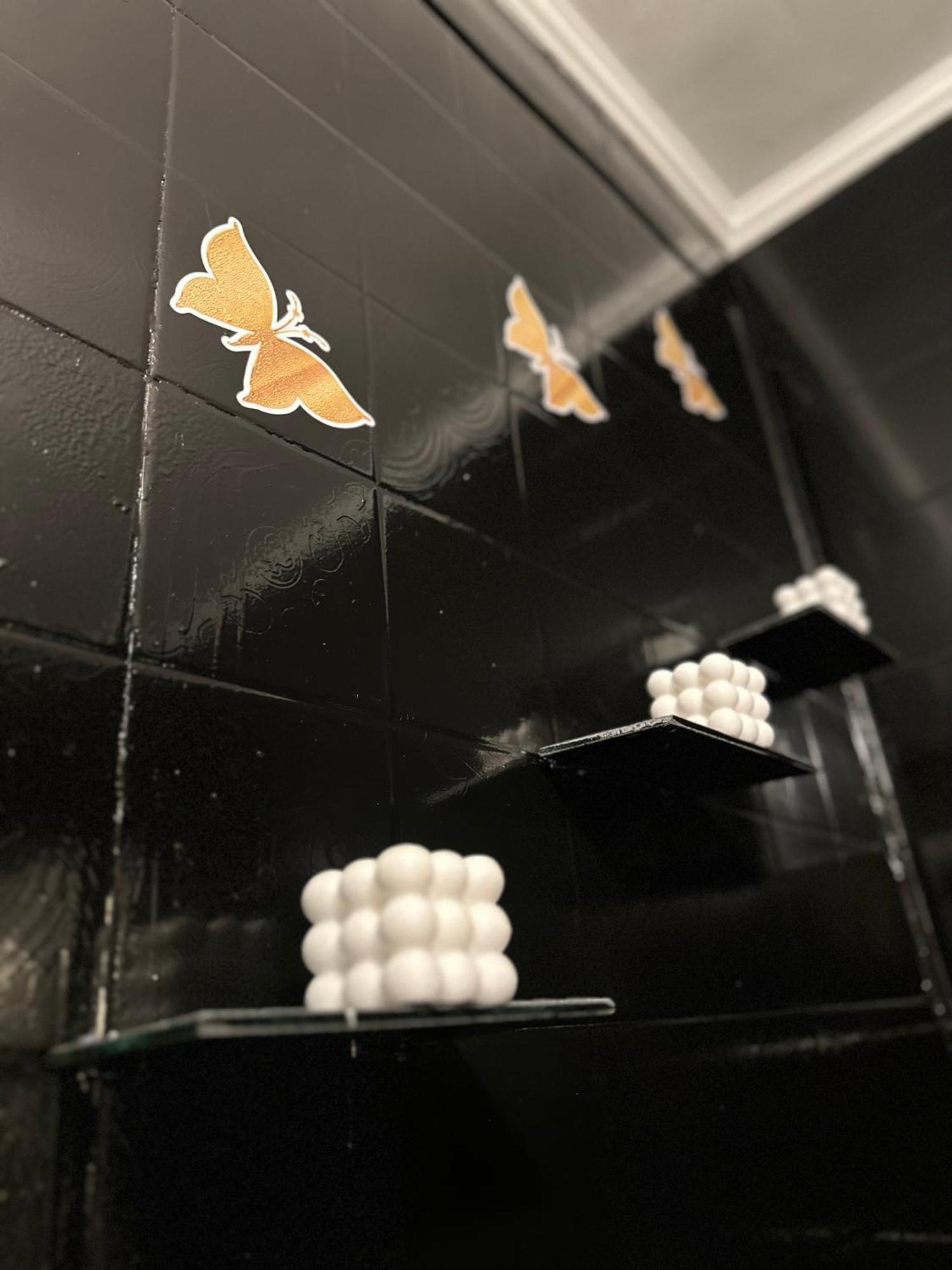 Modern 1-Bedroom Apartment In Zamalek Visits Allowed Kairo Eksteriør billede