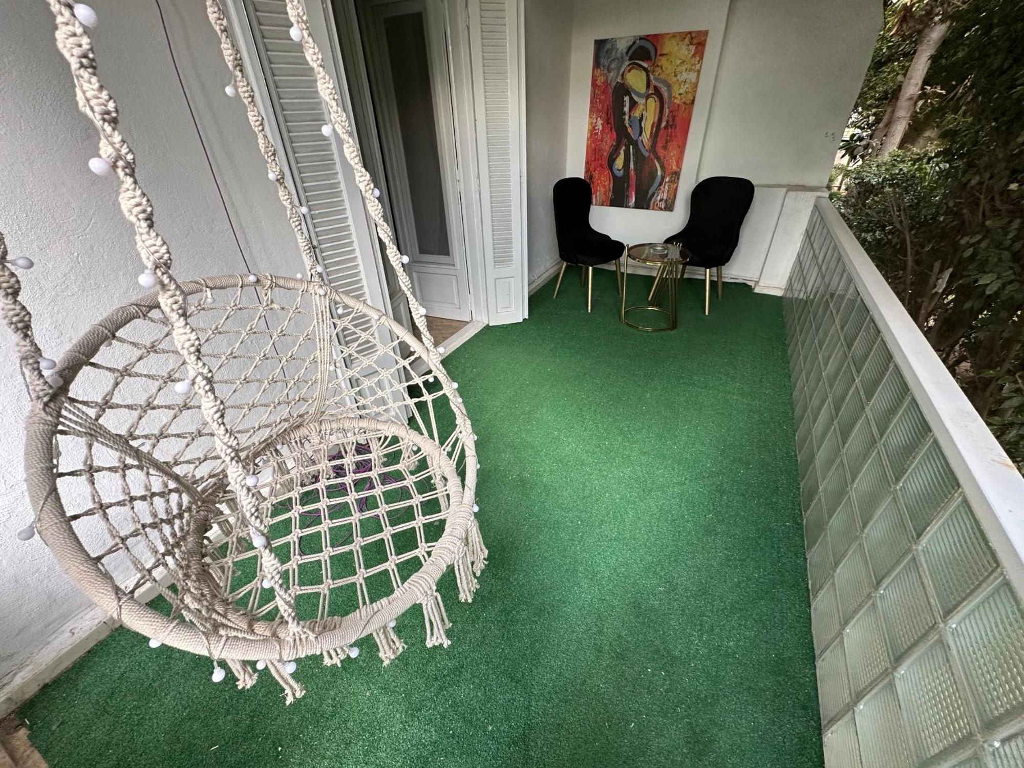 Modern 1-Bedroom Apartment In Zamalek Visits Allowed Kairo Eksteriør billede