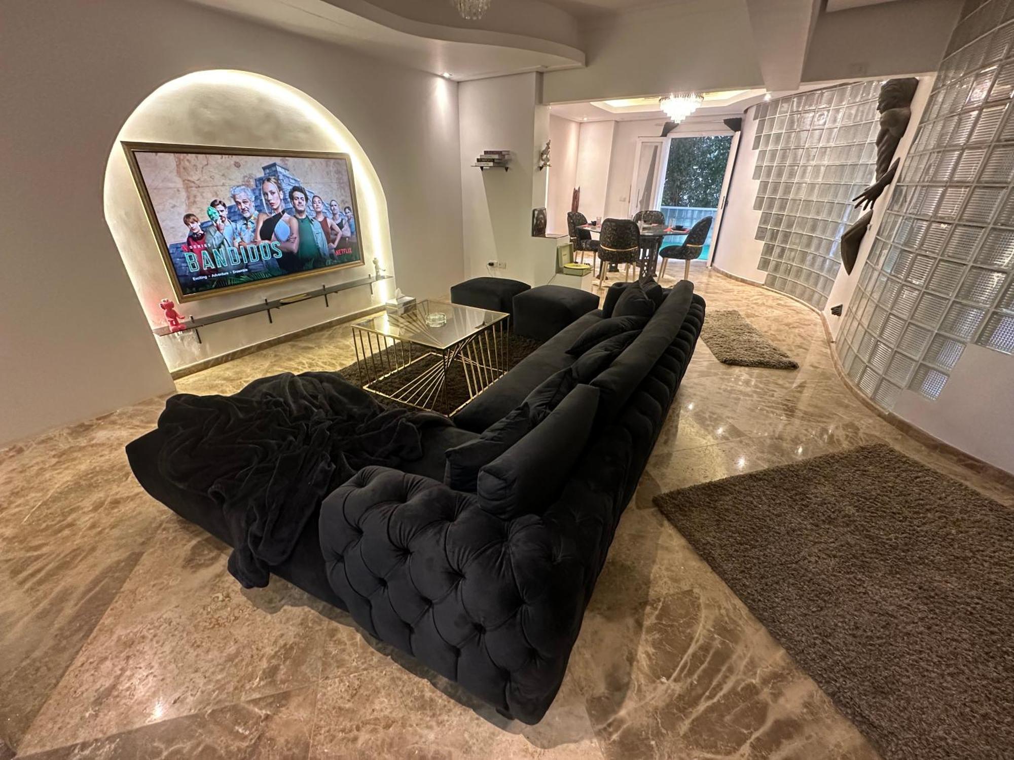 Modern 1-Bedroom Apartment In Zamalek Visits Allowed Kairo Eksteriør billede